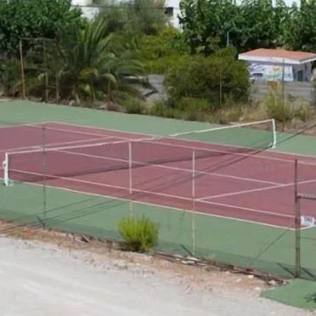 Roca فندق
